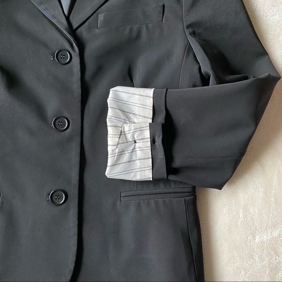 Theory, black classic blazer, size 8 - Picture 2 of 6